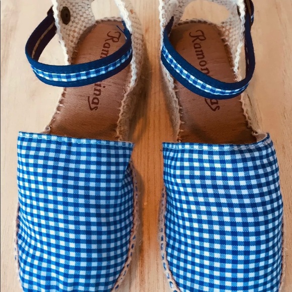Girls espadrilles from Spain - Picture 3 of 12